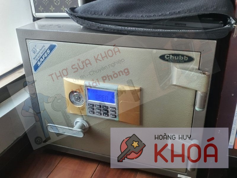 Cách mở khóa két sắt - sửa khóa Hoàng Huy