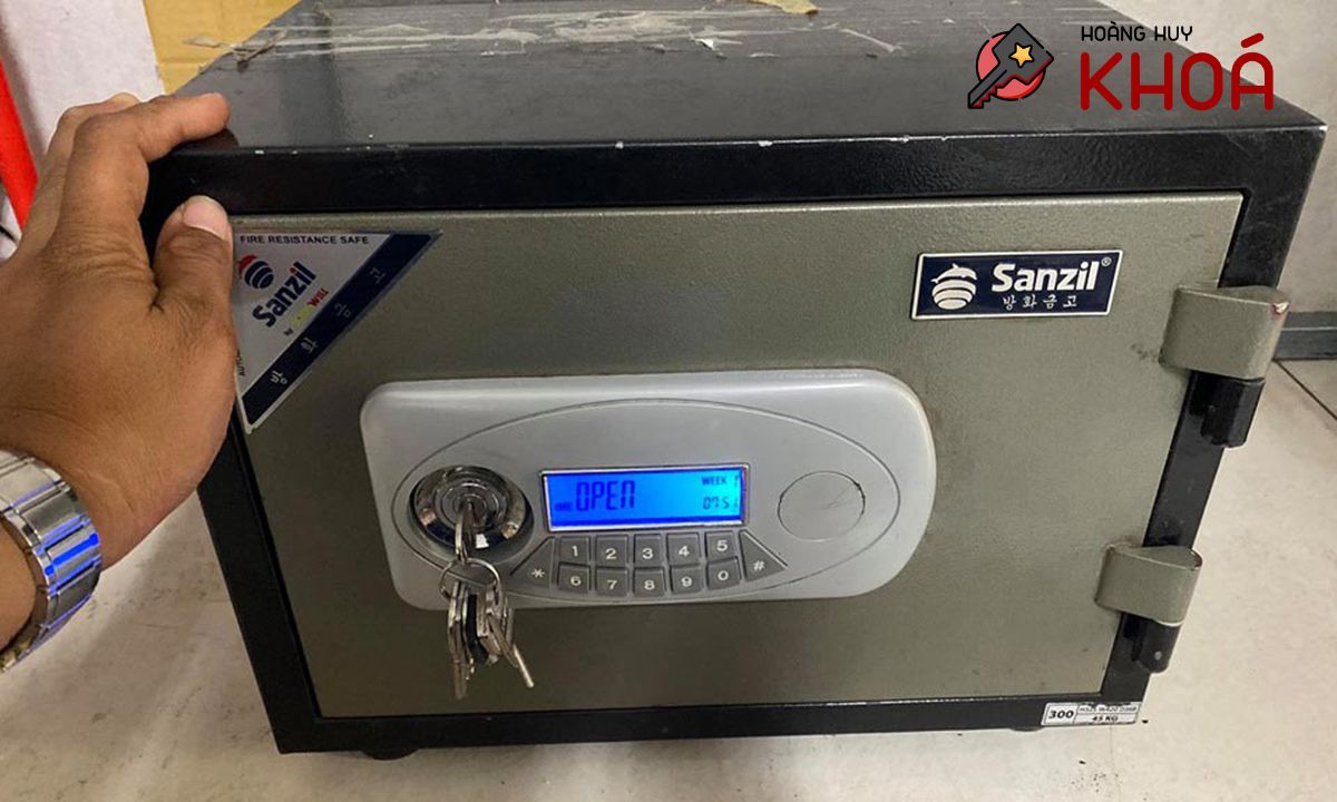 Sửa két sắt khi khóa két bị kẹt